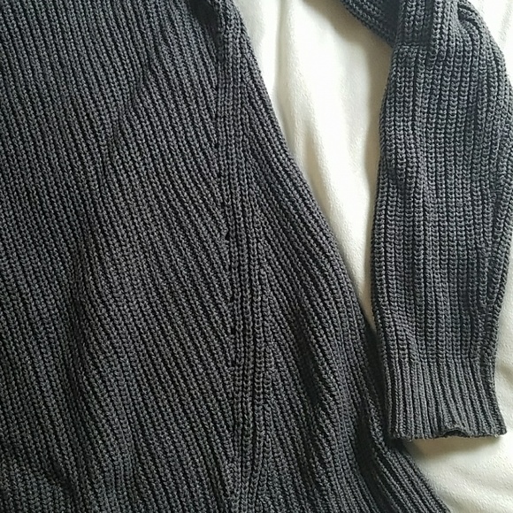 Urban Outfitters sweater - Picture 2 of 3